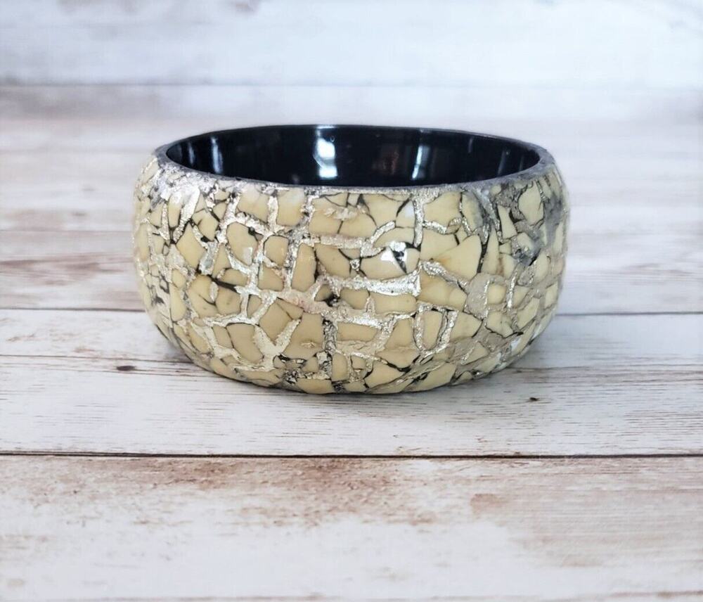 Vintage Bracelet - Dark Cream & Silver Tone Crackled Design (Damaged)